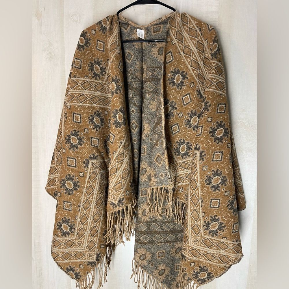 Tan mustard and gray wrap shawl fringed one size